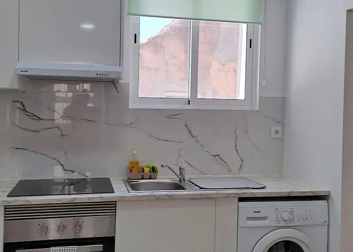 Setubal Holiday Apartment *