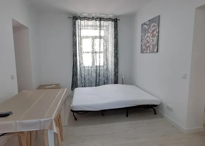 Setubal Holiday Apartment 公寓